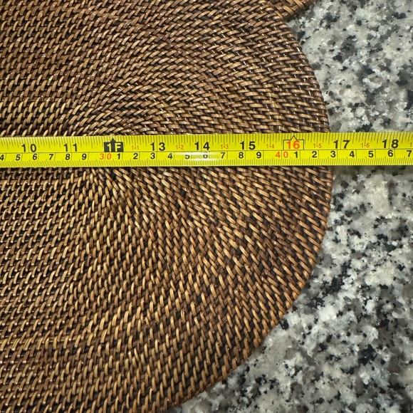 Rattan Placemats New MCM Style - Picture 2 of 4